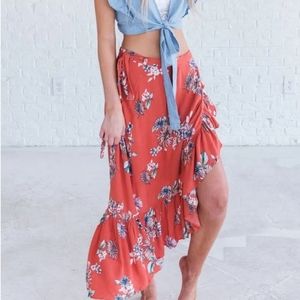 floral coral-colored skirt sz large
